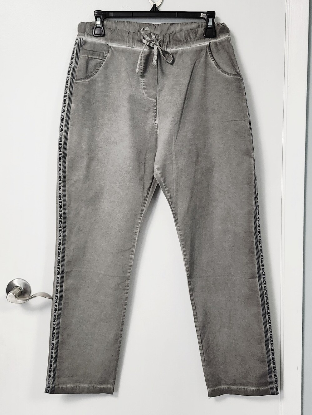 Zabaione Grey Jogger-Style Jeans with Side Print Tape - Picture 3 of 9